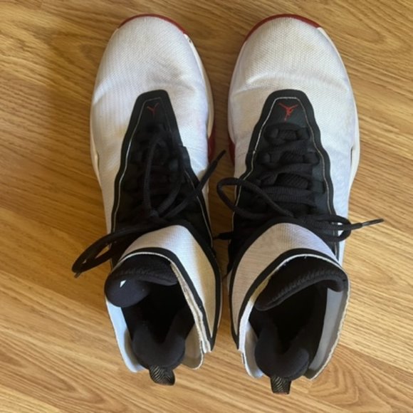 Nike Jordan Fly Unlimited White Gym Red Size 10 AA1282-101 - Picture 5 of 12